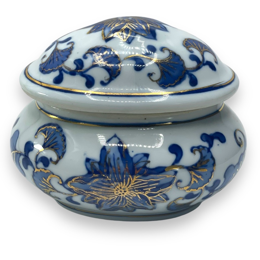 Chinese Vintage Blue White & Gold Accent Chinoiserie Egg Shaped Trinket Dish
